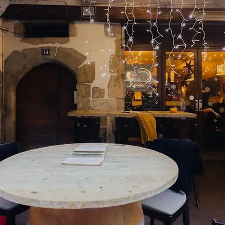 Апартаменты Loveroom Muse Old Town Jacuzzi Vieille *